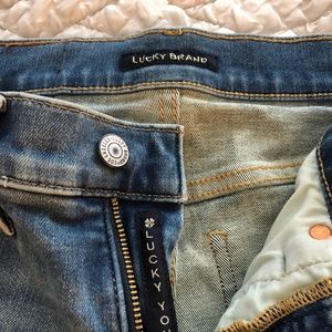 Lucky Jeans